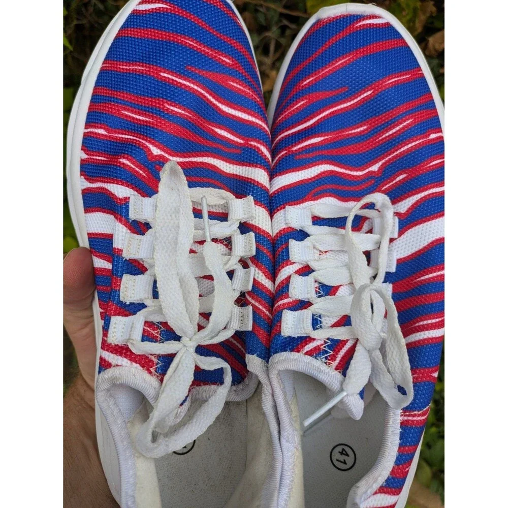 Buffalo Bills Zubaz print Sneakers, Eu size 41, mens 8-8.5 womens 9.5-10